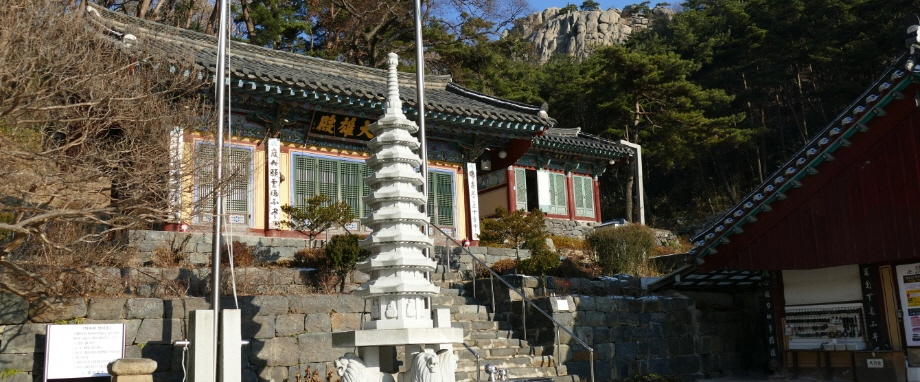 용봉사