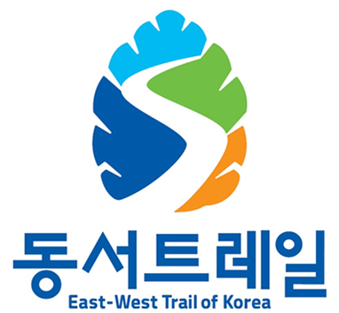 동서 트레일 로고